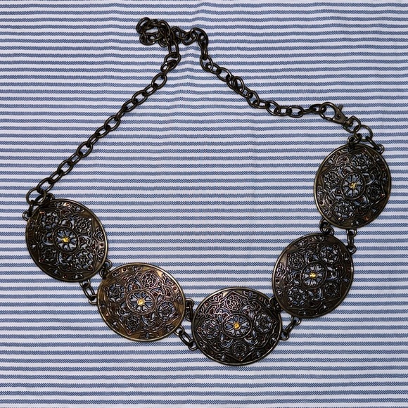 CHICO’S Chain belt - Picture 1 of 9